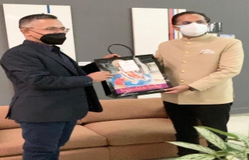 Ambassador Abhishek Singh met with Minister of Culture of Venezuela, H.E. Ernesto Villegas to discuss bilateral cooperation in field of culture and  also  preparations for the upcoming International Day of Yoga 